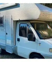 Autocaravan Rimor europeo con clima