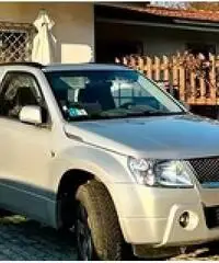 SUZUKI Grand Vitara M16A 3 porte - Benzina e GPL SUZUKI Grand Vitara M16A 3 porte - Benzina e GPL