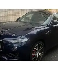 Maserati Levante sQ4 permuto Maserati Levante sQ4 permuto