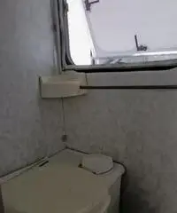 Vendo per inutilizzo roulotte Adria 4052TN Vendo per inutilizzo roulotte Adria 4052TN