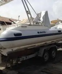 Master 730 + Evinrude E - Tec 200 Master 730 + Evinrude E - Tec 200