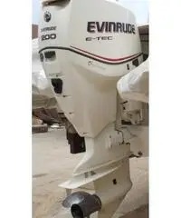 Master 730 + Evinrude E - Tec 200 Master 730 + Evinrude E - Tec 200