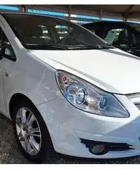 Opel corsa 1.4 16v 100cv automatica