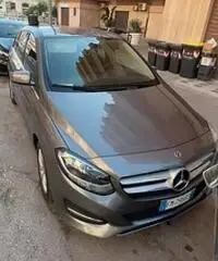 Mercedes classe B 180 automatic Mercedes classe B 180 automatic