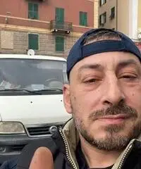 Autista e furgone Autista e furgone