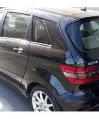Mercedes classe B 200 2.0diesel frizione perfetta Mercedes classe B 200 2.0diesel frizione perfetta