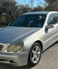 Mercedes c220 in vendita Mercedes c220 in vendita