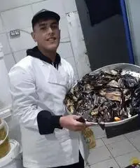 Cuoco aiuto cuoco Cuoco aiuto cuoco