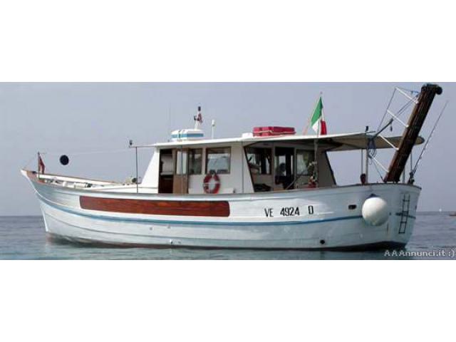 Barca a motore da diporto San Giuseppe VE 4924 D 18 metri