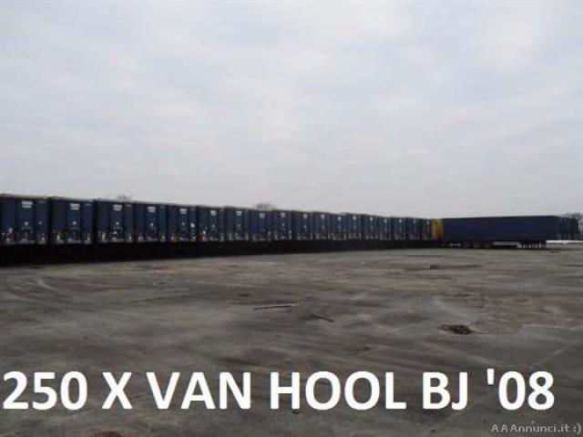 250 X Vanhool 3B0072 TUV XL 250 IN AZIONE DEL 2008