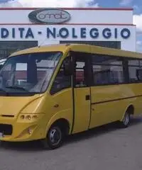 SCUOLABUS 37 POSTI