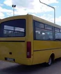 SCUOLABUS 37 POSTI