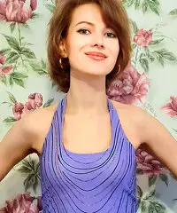 Alyona, 30 anni Alyona, 30 anni