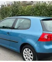 Golf 1.6 Benzina Manuale 5 marce Golf 1.6 Benzina Manuale 5 marce