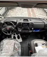 Adria plus 600 spb skyroof