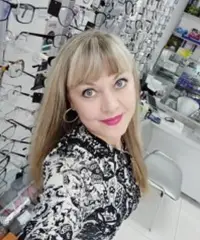 Olesya, 48 anni Olesya, 48 anni