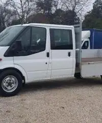 Transit 4X4 doppia cabina - KM 23.000 - anno 2013 Transit 4X4 doppia cabina - KM 23.000 - anno 2013