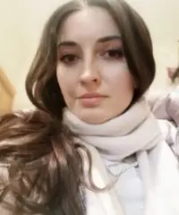 Mari, 37 anni Mari, 37 anni