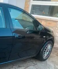Punto 1.3 mtj Punto 1.3 mtj
