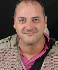 CERCO DONNA DELL EST  DA SPOSARE CERCO DONNA DELL EST  DA SPOSARE