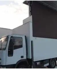 Maxi schermo LED mt4x3 su camion