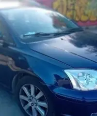 TOYOTA Avensis 2.0 D4D 116cv SW Motore rifatto