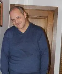 cerco ragazza madre straniera  residente in tutta italia e tutta toscana