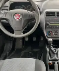 Fiat Grande Punto 1.4 5 porte Actual Natural Power Fiat Grande Punto 1.4 5 porte Actual Natural Power