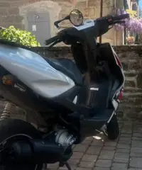 Scooter Yamaha Aerox 50 Scooter Yamaha Aerox 50