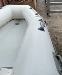 Gommone tender 290 hypalon chiglia vtr Gommone tender 290 hypalon chiglia vtr