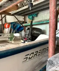 Barca 4mt con motore e carrello