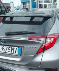 Toyota C-HR 1.8 Hybrid E-CVT Style