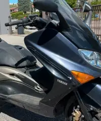 Yamaha T Max - 2004 Yamaha T Max - 2004