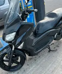 Xmax del 2010 250c