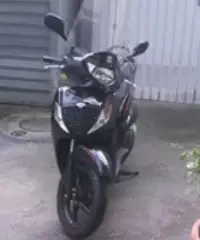 Honda sh 150 sport edizione limitata 334 891 0058 Honda sh 150 sport edizione limitata 334 891 0058