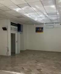 DANTE Piazza Lolli LOCALE commerciale MQ.80 DANTE Piazza Lolli LOCALE commerciale MQ.80