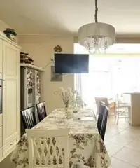 Appartamento 5,5 vani con Garage San Gregorio di C Appartamento 5,5 vani con Garage San Gregorio di C