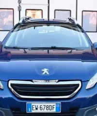 Peugeot 2008 1.2 82cv 5p OKNEOPATENTATO Peugeot 2008 1.2 82cv 5p OKNEOPATENTATO