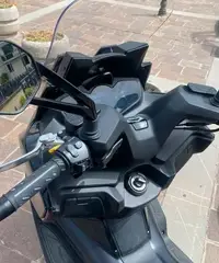 Kymco xciting vs 400 Kymco xciting vs 400