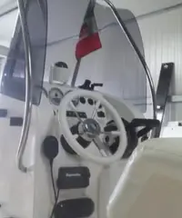 Gommone 6,70 legar con carrello