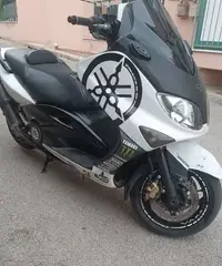 Tmax 500 e 530 Tmax 500 e 530