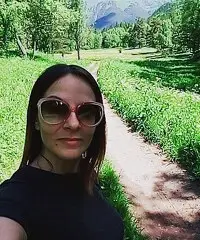 bella signora amorevole in cerca di un'anima gemella