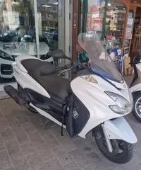 Yamaha majesty 400 2012 esamino permuta Yamaha majesty 400 2012 esamino permuta