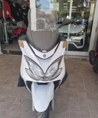 Yamaha majesty 400 2012 esamino permuta Yamaha majesty 400 2012 esamino permuta