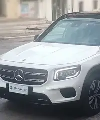 MERCEDES GLB 200 d Automatic 4Matic Sport MERCEDES GLB 200 d Automatic 4Matic Sport