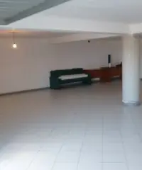 Bottega Locale Commerciale Capannone Permuta Su Ct