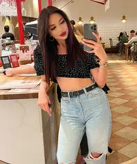 Arina, 31 anni Arina, 31 anni