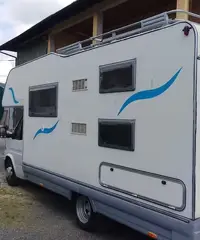 Camper rimor mansardato