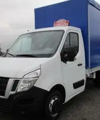 Nissan nv400 CENTINATO NUOVO