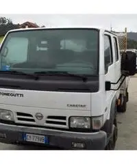 Camion nissan cabstar 7 posti cassone fisso